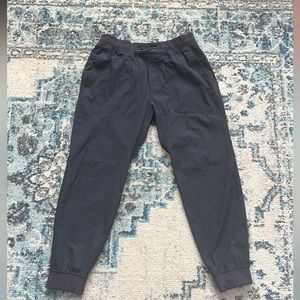 Men’s LULU LEMON pants size large
